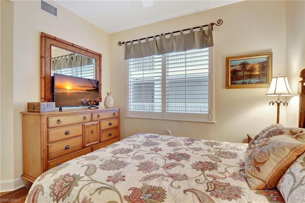 720 Waterford Dr, Unit 302, Naples, FL 34113 Photo