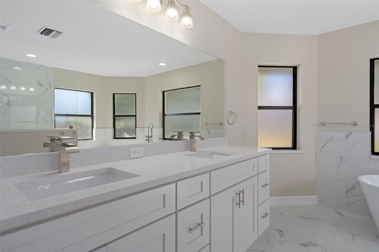 320 Preston Hollow Drive, Spring Hill, FL 34609 Photo