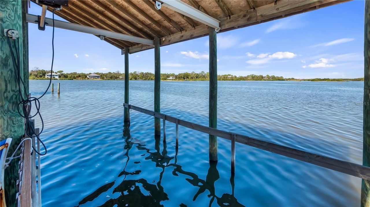 16317 Andrews Circle, Cedar Key, FL 32625 Photo