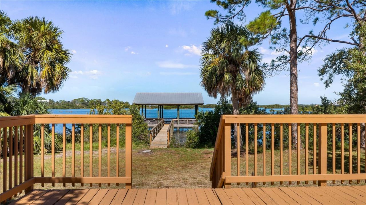 16317 Andrews Circle, Cedar Key, FL 32625 Photo