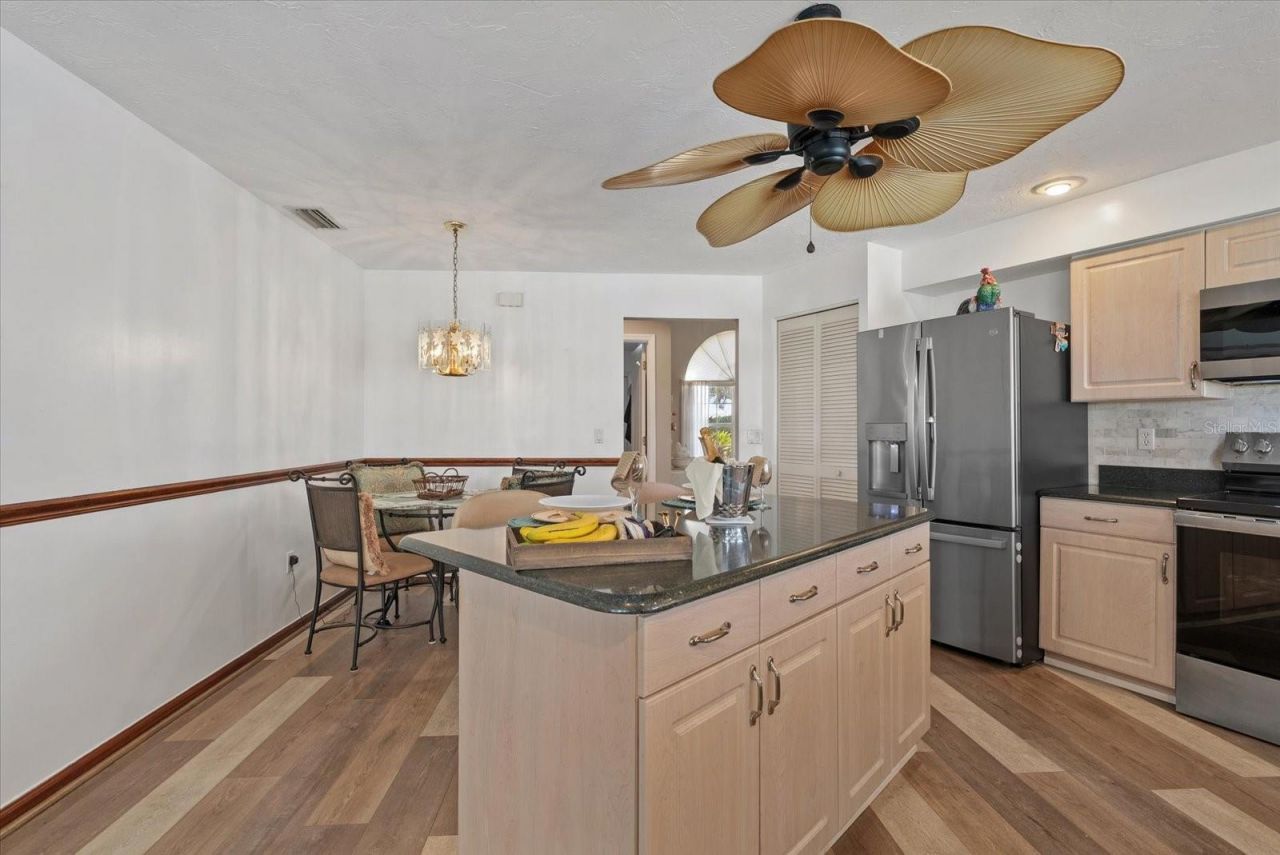 6423 Drewrys Bluff, Bradenton, FL 34203 Photo