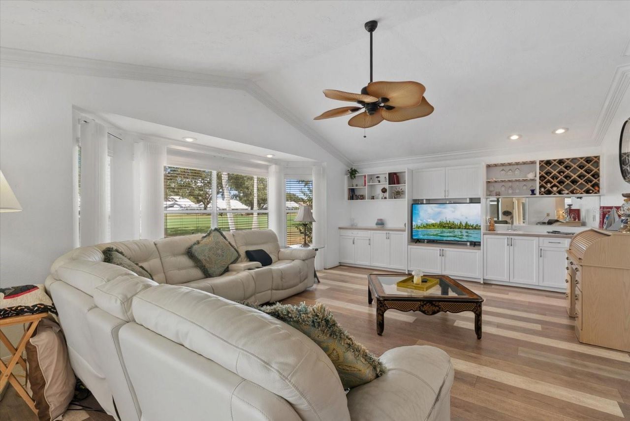 6423 Drewrys Bluff, Bradenton, FL 34203 Photo