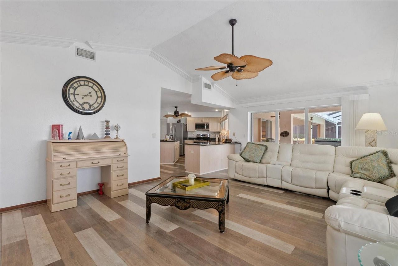 6423 Drewrys Bluff, Bradenton, FL 34203 Photo