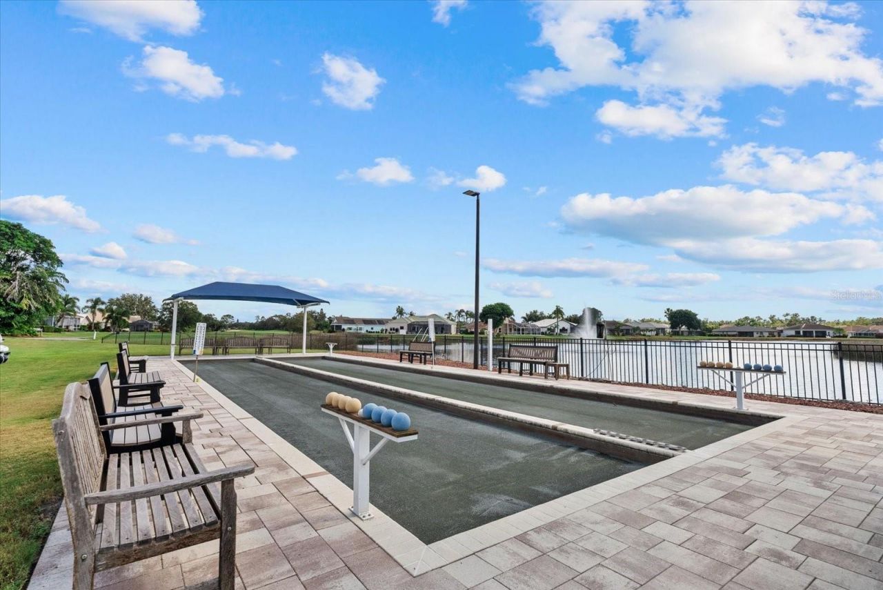 6423 Drewrys Bluff, Bradenton, FL 34203 Photo