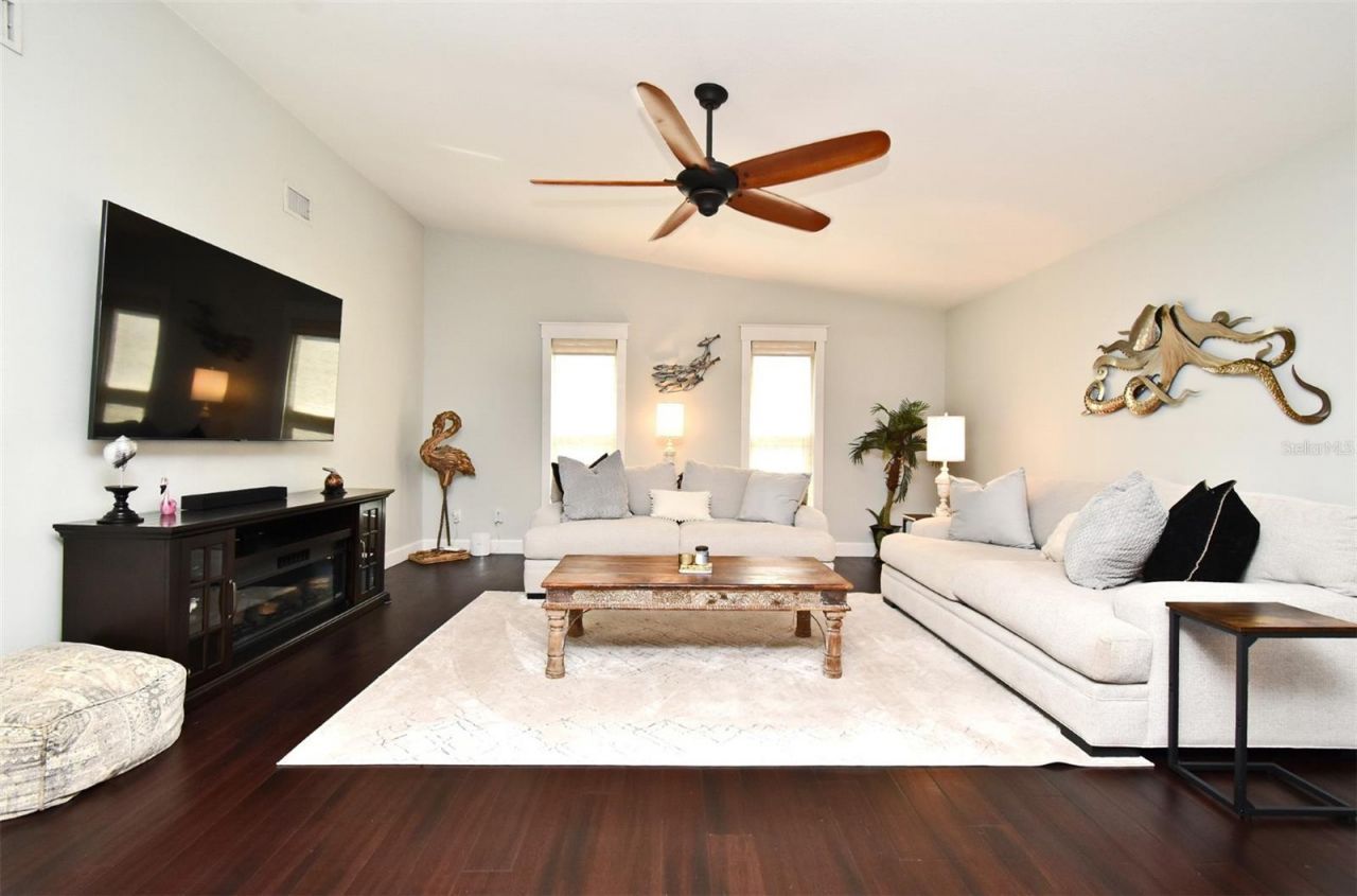 1312 2nd Street, Edgewater, FL 32132 Photo