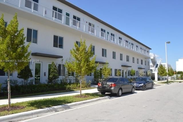 6416 NW 102 Court, Unit 110, Doral, FL 33178 Main Photo