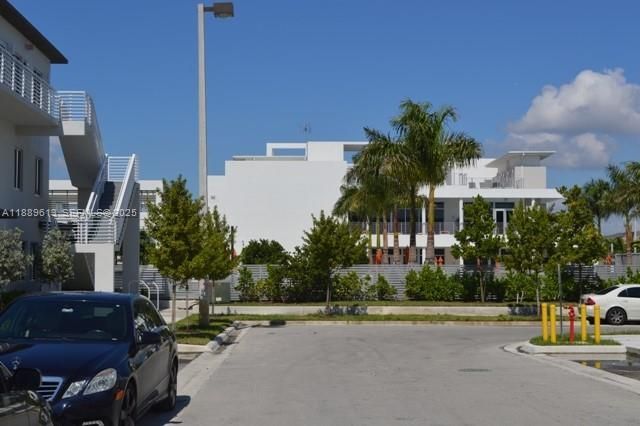 6416 NW 102 Court, Unit 110, Doral, FL 33178 Photo