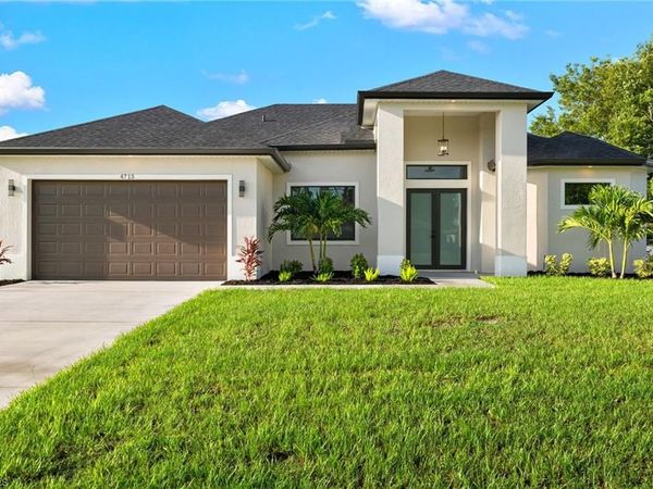 4715 6th ST W, LEHIGH ACRES, FL 33971