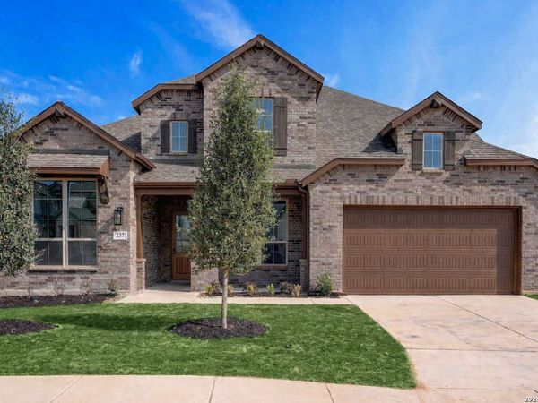 237 Lacey Oak, Castroville, TX 78009