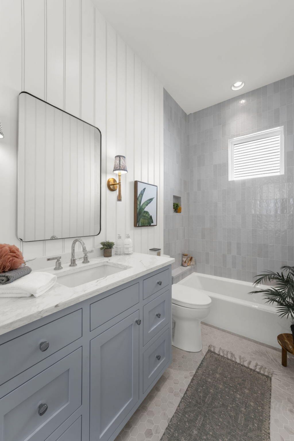 768 Gate Post Drive Photo 15