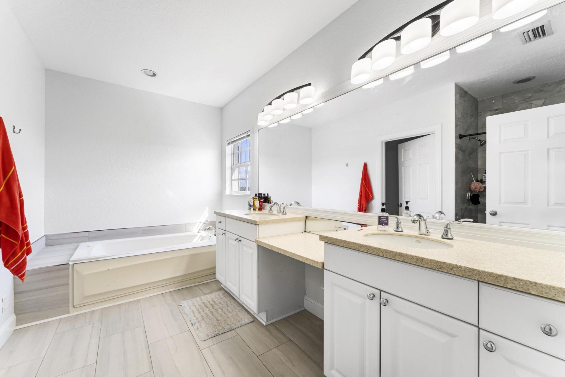 1100 Cabana Road, West Palm Beach, FL 33404 Photo