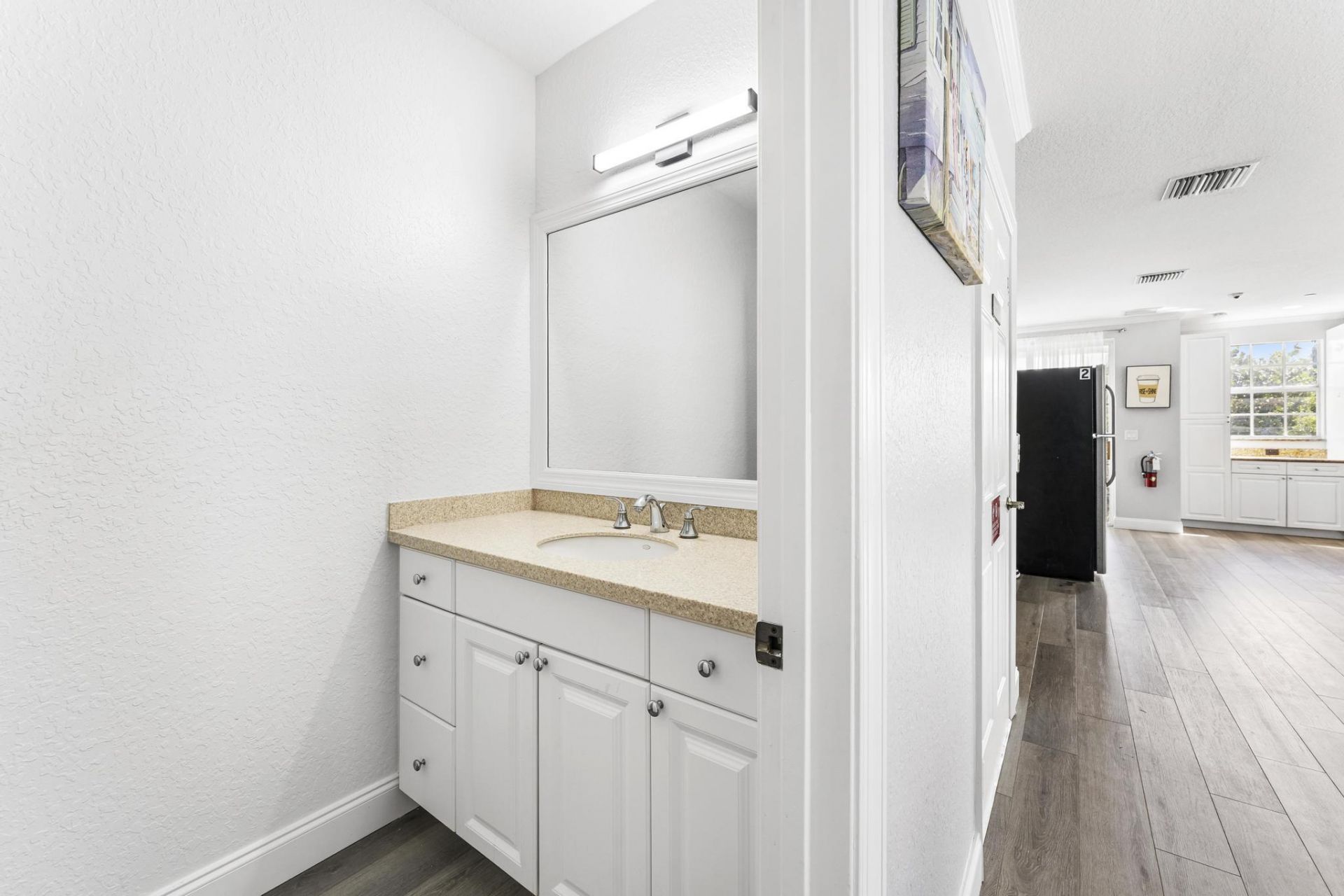 1100 Cabana Road, West Palm Beach, FL 33404 Photo