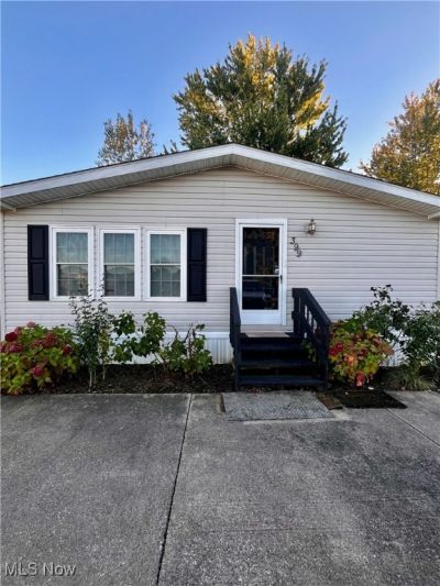 399 Sandtrap Circle, Painesville Township, OH 44077 Main Photo