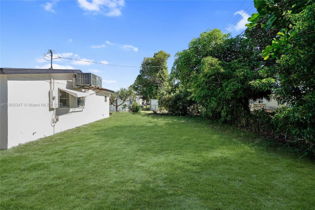 1789 NW 6th Ter, Pompano Beach, FL 33060 Photo