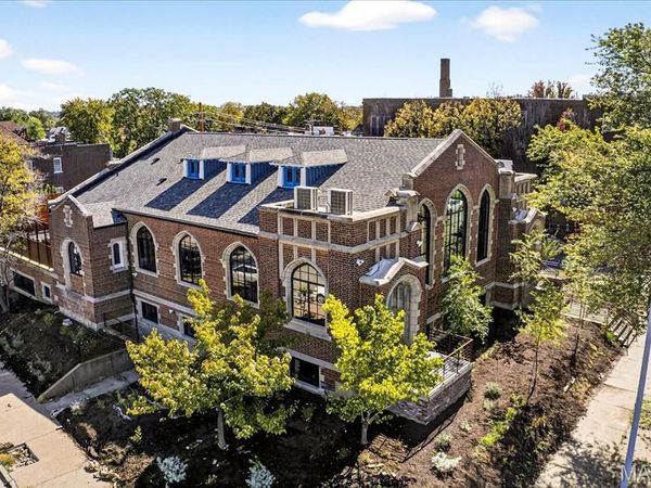 1034 S Kingshighway Boulevard, St Louis, MO 63110