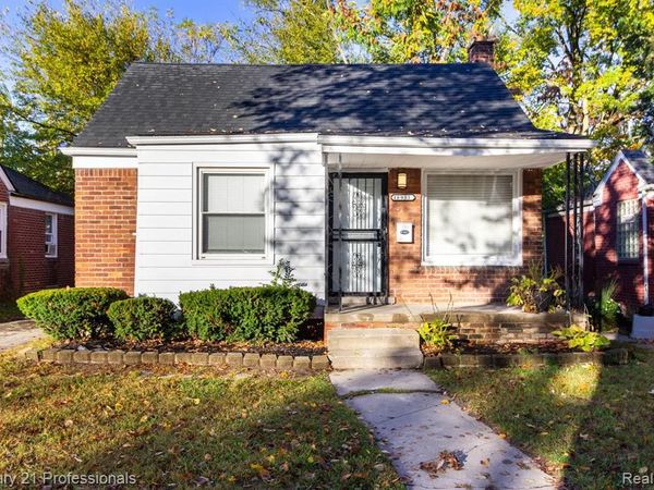 18951 Edinborough Road, Detroit, MI 48219