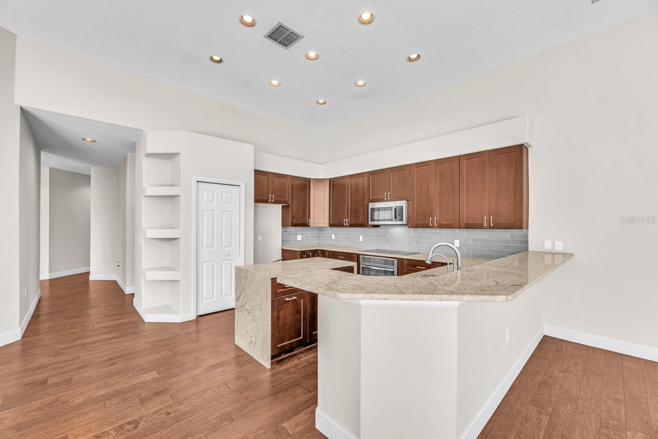 3504 Old Course Lane, Valrico, FL 33596 Photo