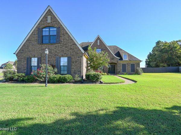 14291 Buttercup Drive, Olive Branch, MS 38654