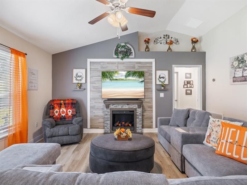 1532 Eastlake Ln, Sebastian, FL 32958 Photo