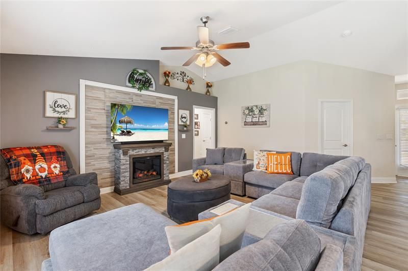 1532 Eastlake Ln, Sebastian, FL 32958 Photo