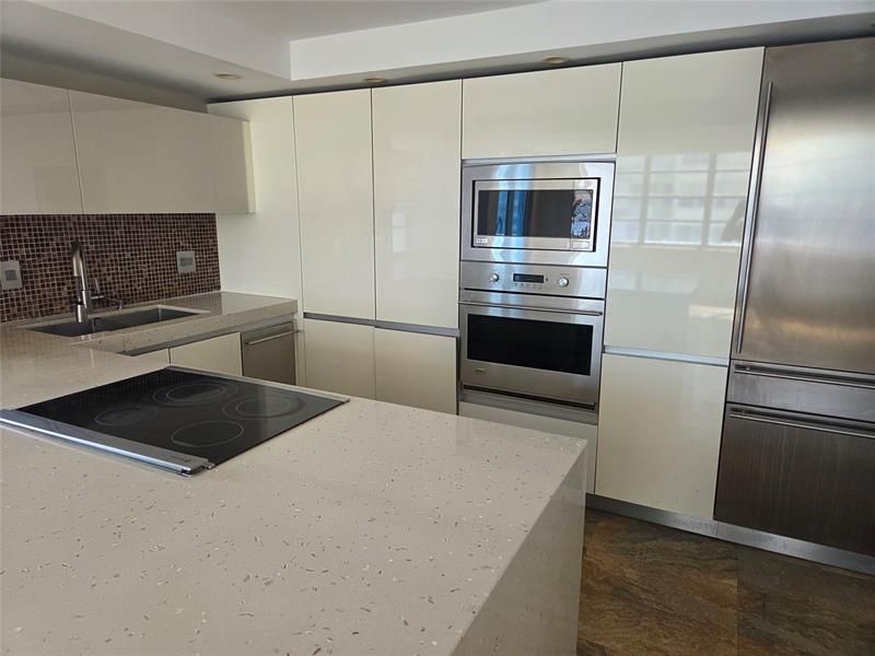 2750 NE 183rd Street, Unit 1803, Aventura, FL 33160 Photo