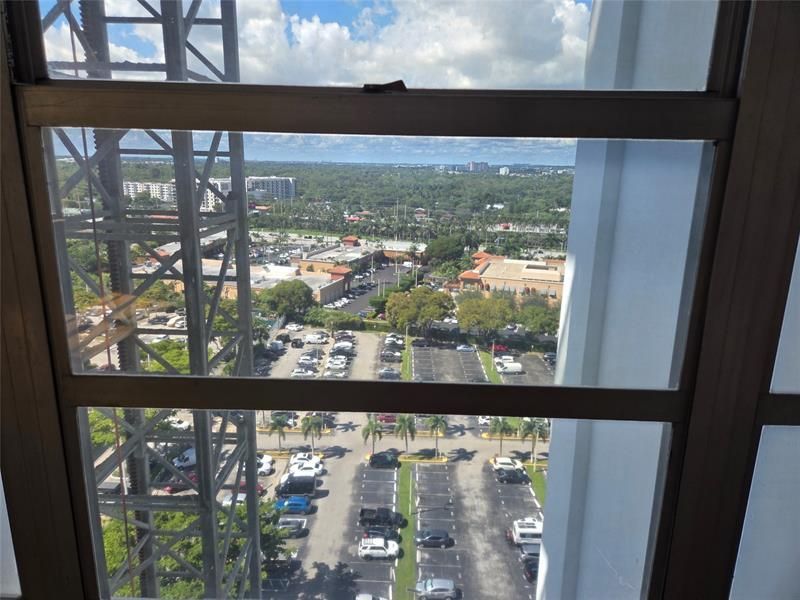 2750 NE 183rd Street, Unit 1803, Aventura, FL 33160 Photo