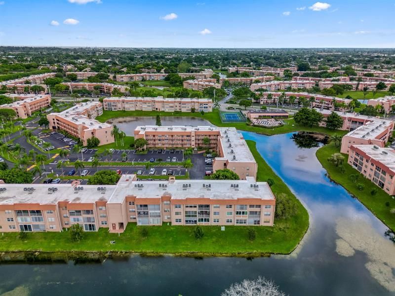 9660 Sunrise Lakes Boulevard, Unit 103, Sunrise, FL 33322 Photo