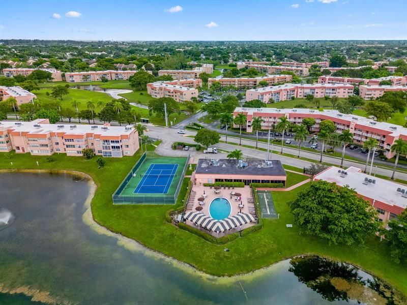 9660 Sunrise Lakes Boulevard, Unit 103, Sunrise, FL 33322 Photo