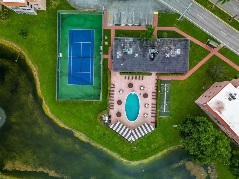 9660 Sunrise Lakes Boulevard, Unit 103, Sunrise, FL 33322 Photo