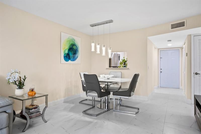 9660 Sunrise Lakes Boulevard, Unit 103, Sunrise, FL 33322 Photo