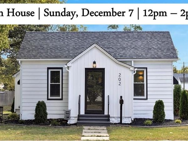 202 E Olive Street, Staunton, IL 62088