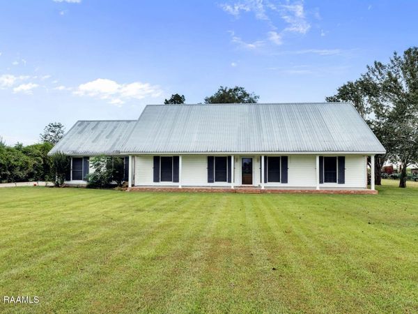 1064 Bernis Road, St. Martinville, LA 70582