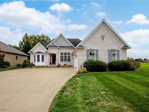 704 Homestead Pointe Drive, Orrville, OH 44667