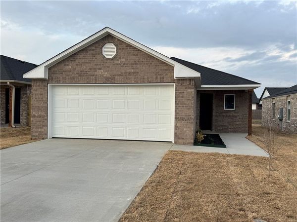 8805 Preston Wood Drive, Fort Smith, AR 72916