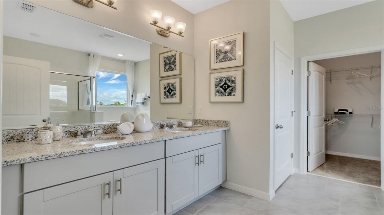 2049 Ashwood Bluff Drive, Ocoee, FL 34761 Photo