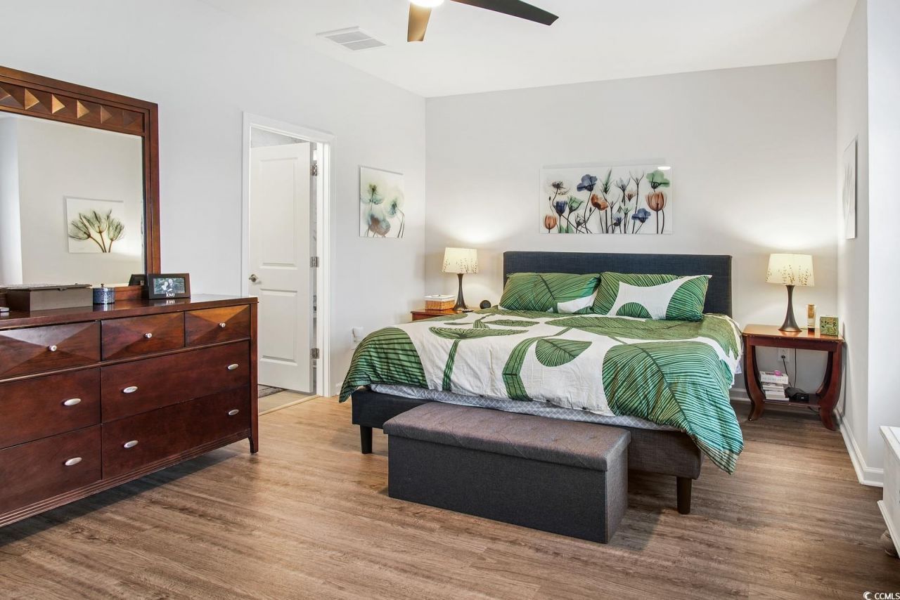 5039 Gladstone Dr Photo 20