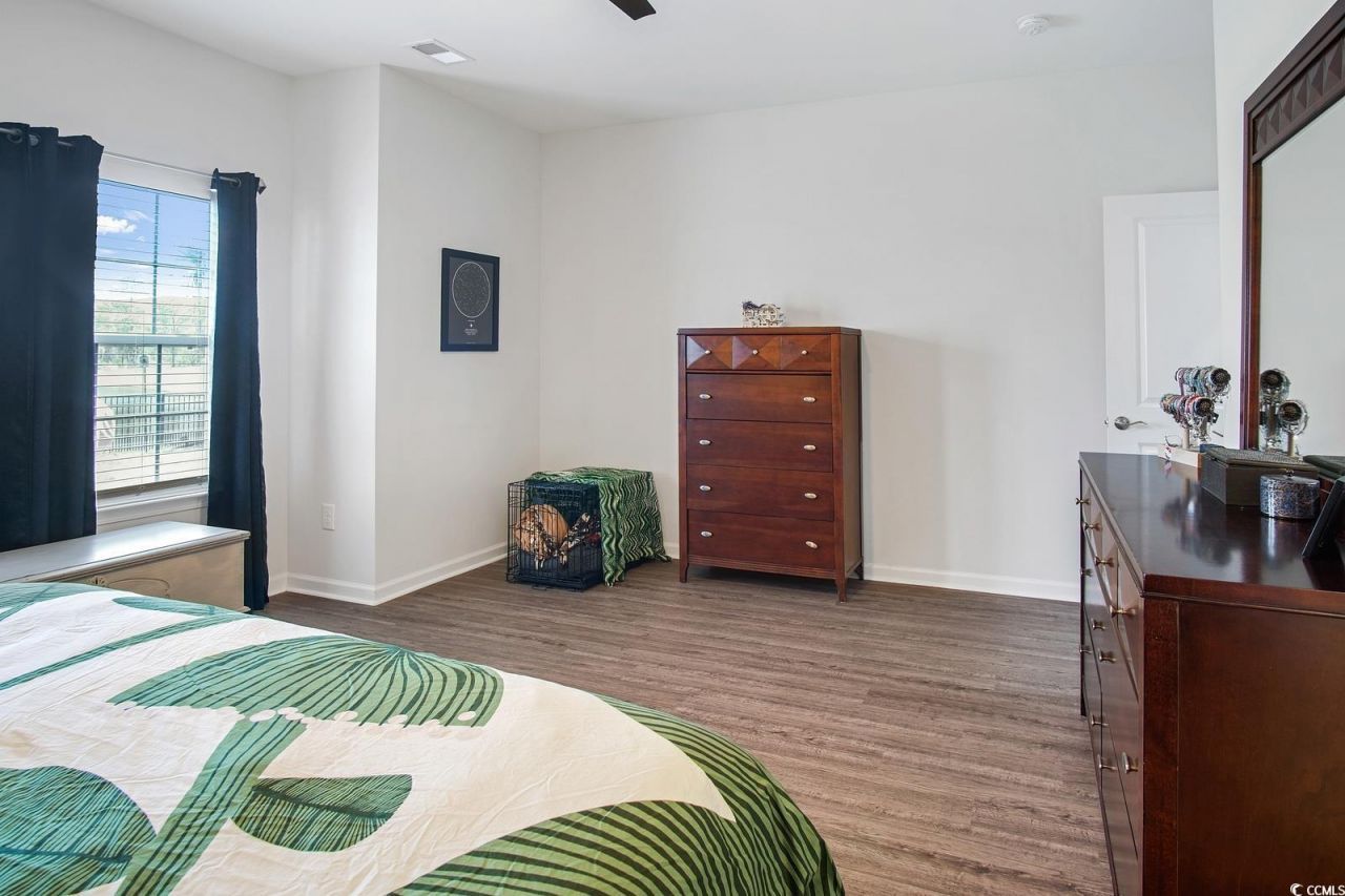 5039 Gladstone Dr Photo 22