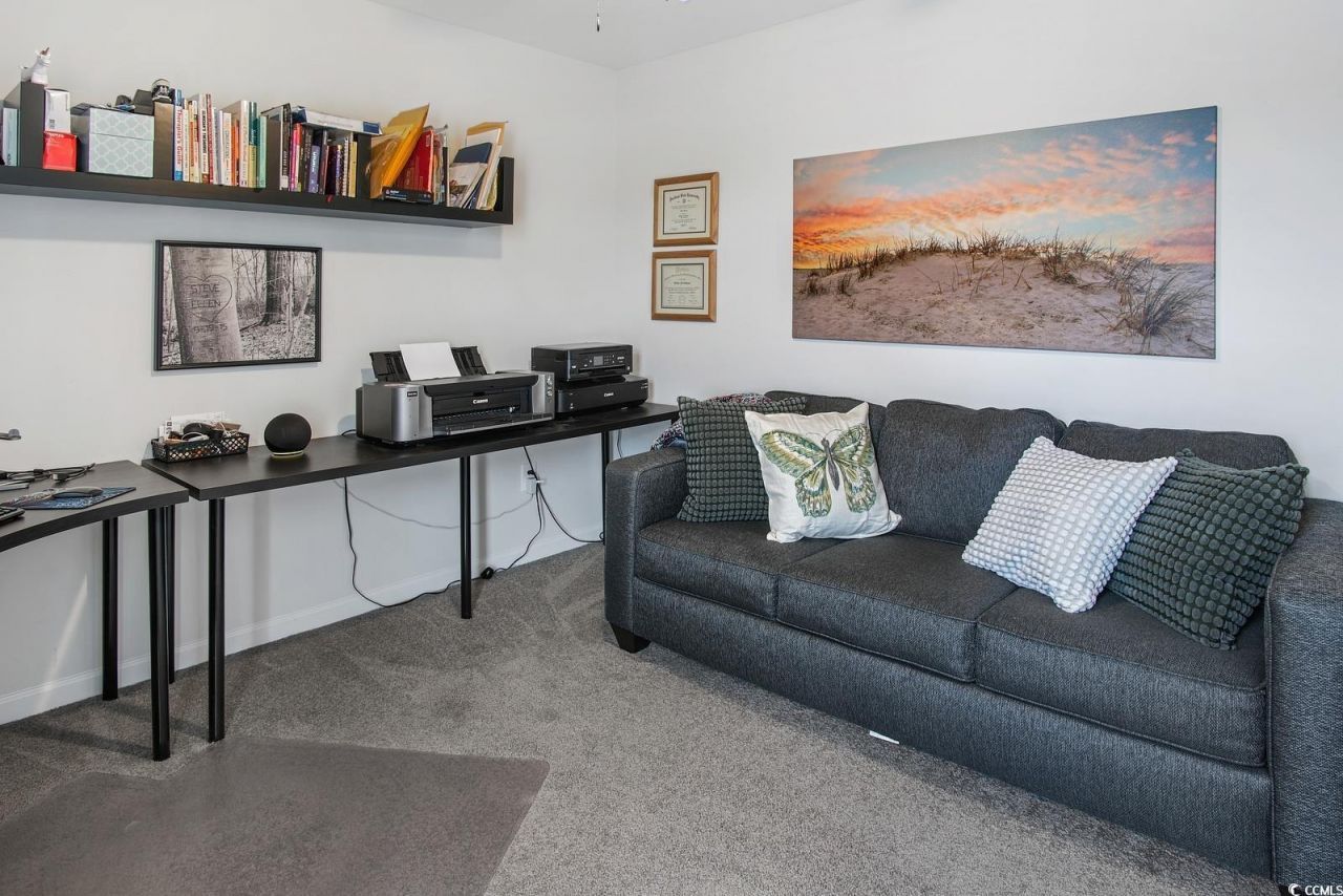 5039 Gladstone Dr Photo 33