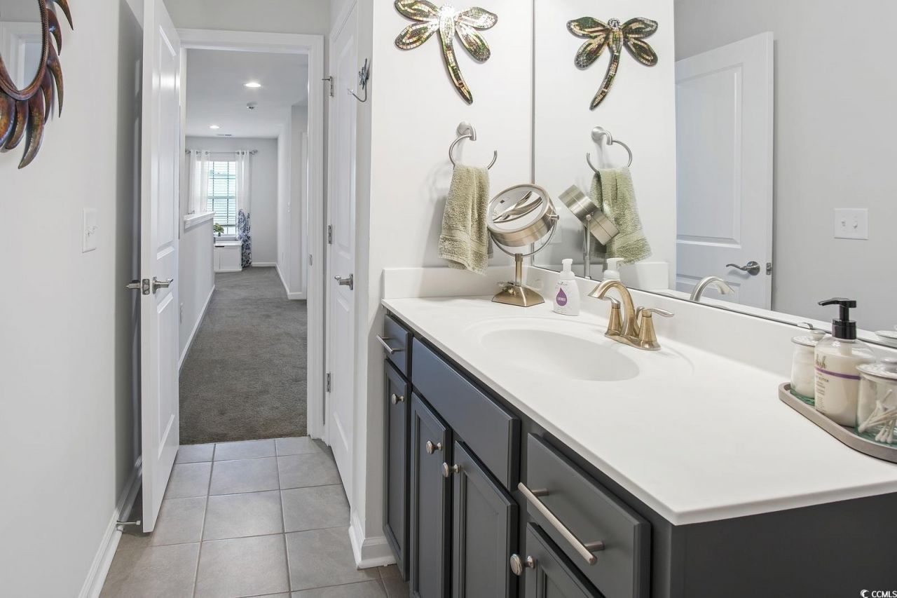 5039 Gladstone Dr Photo 40