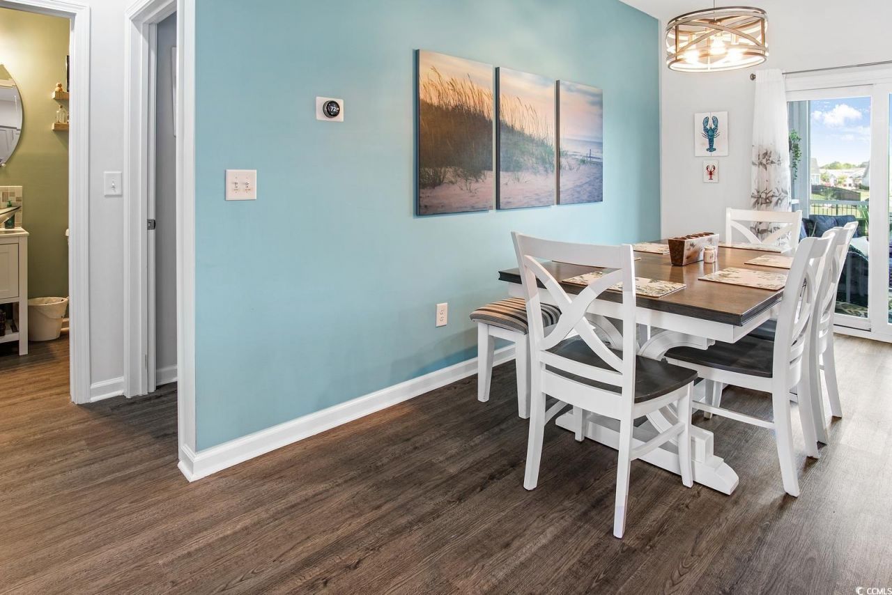 5039 Gladstone Dr Photo 9