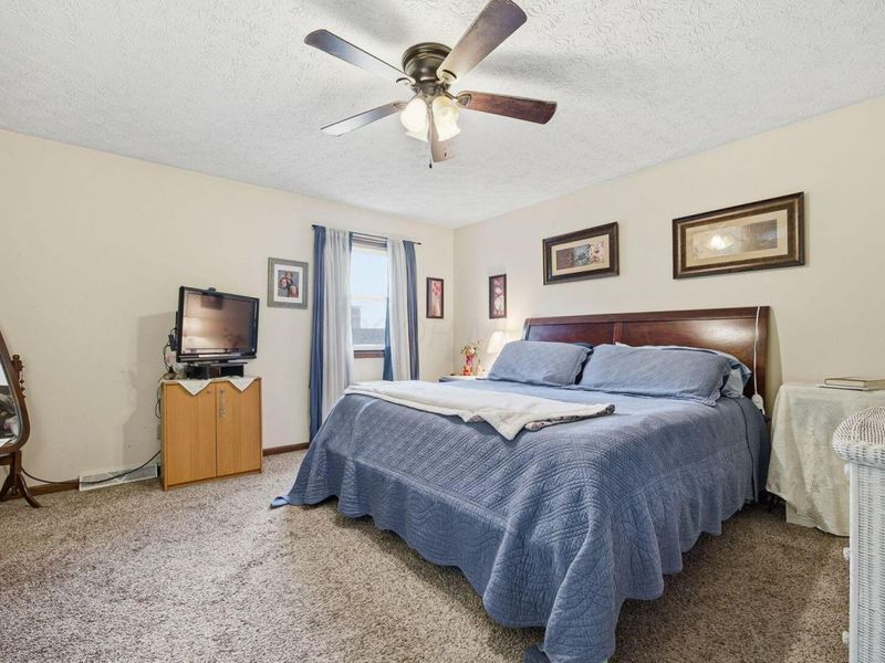 1485 Demorest Road, Columbus, OH 43228 Photo 24