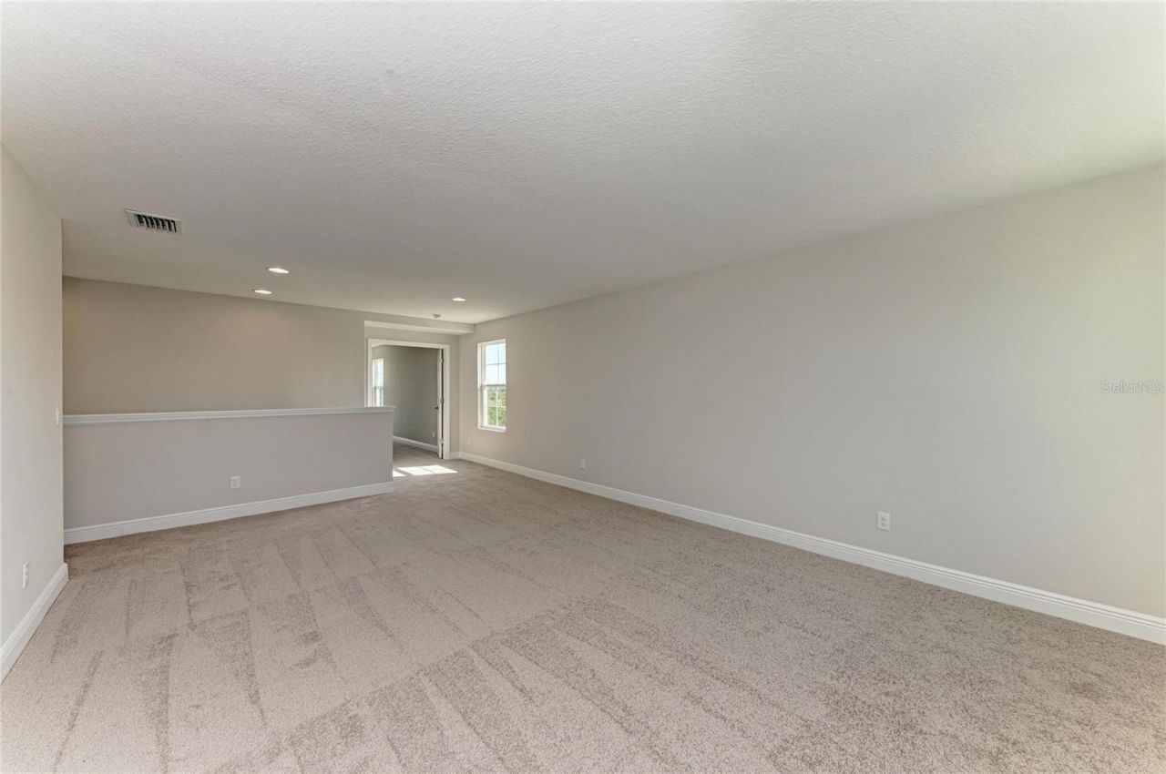 9723 Surrey Rose Drive, San Antonio, FL 33576 Photo