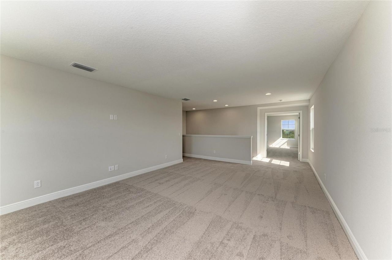 9723 Surrey Rose Drive, San Antonio, FL 33576 Photo