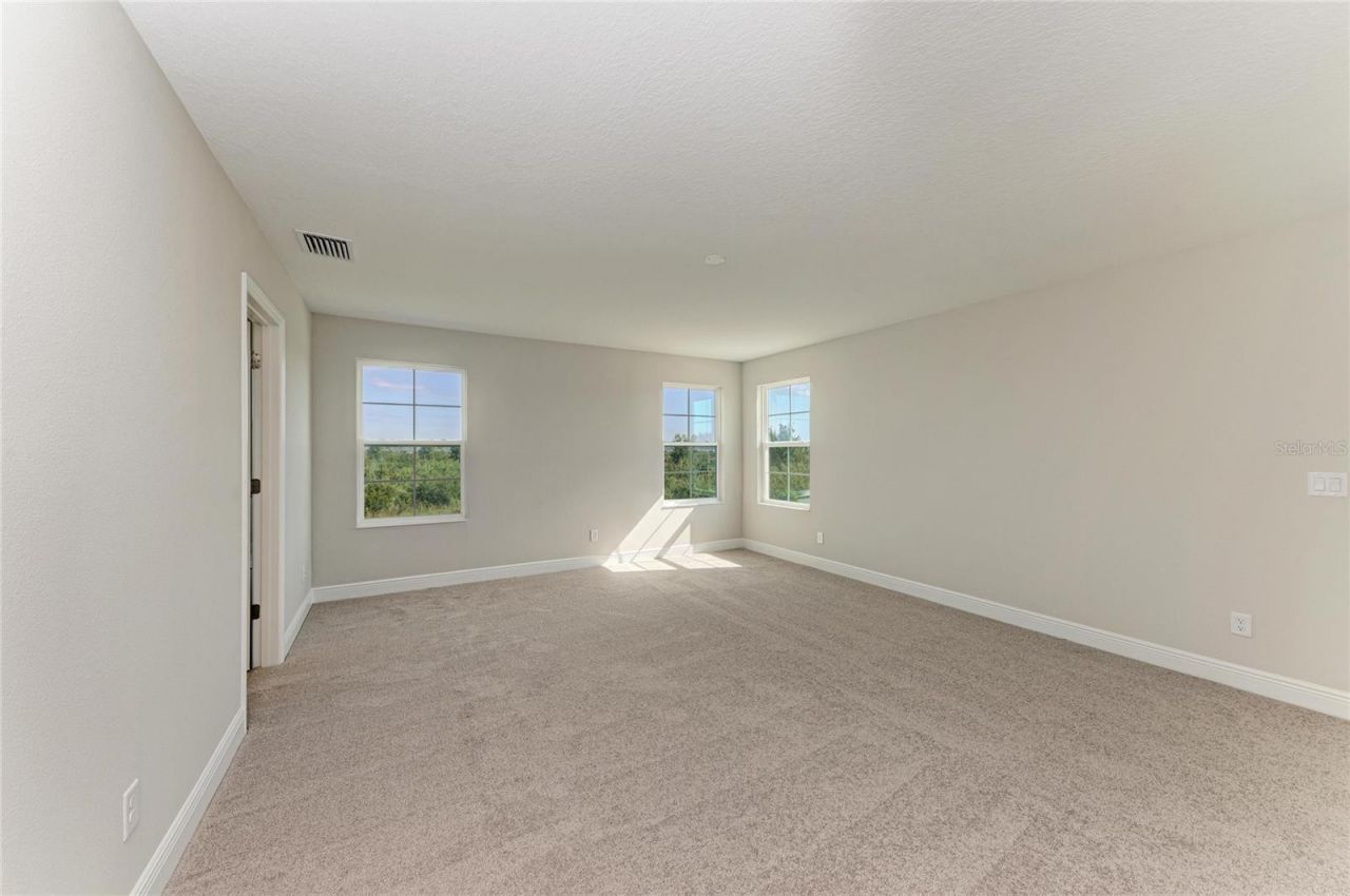 9723 Surrey Rose Drive, San Antonio, FL 33576 Photo