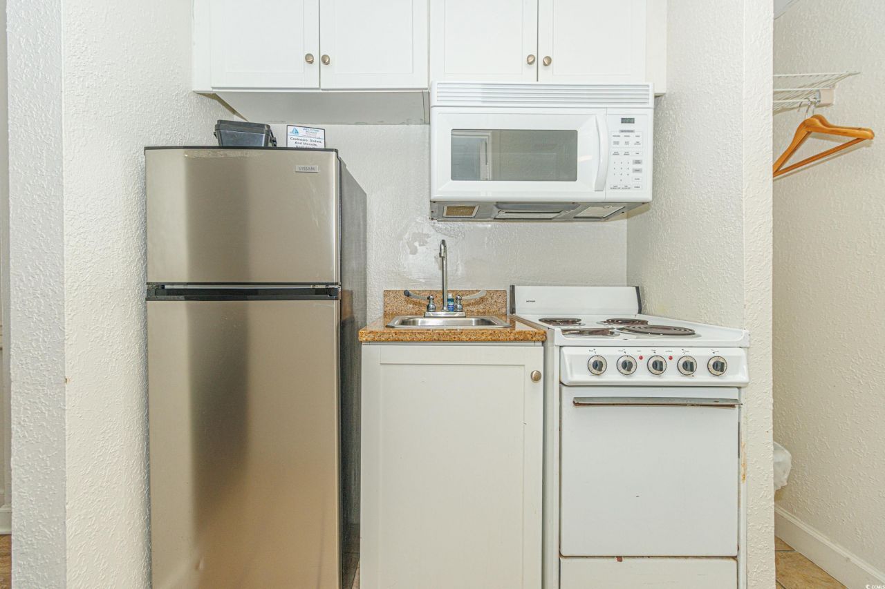 2207 S Ocean Blvd. Photo 10