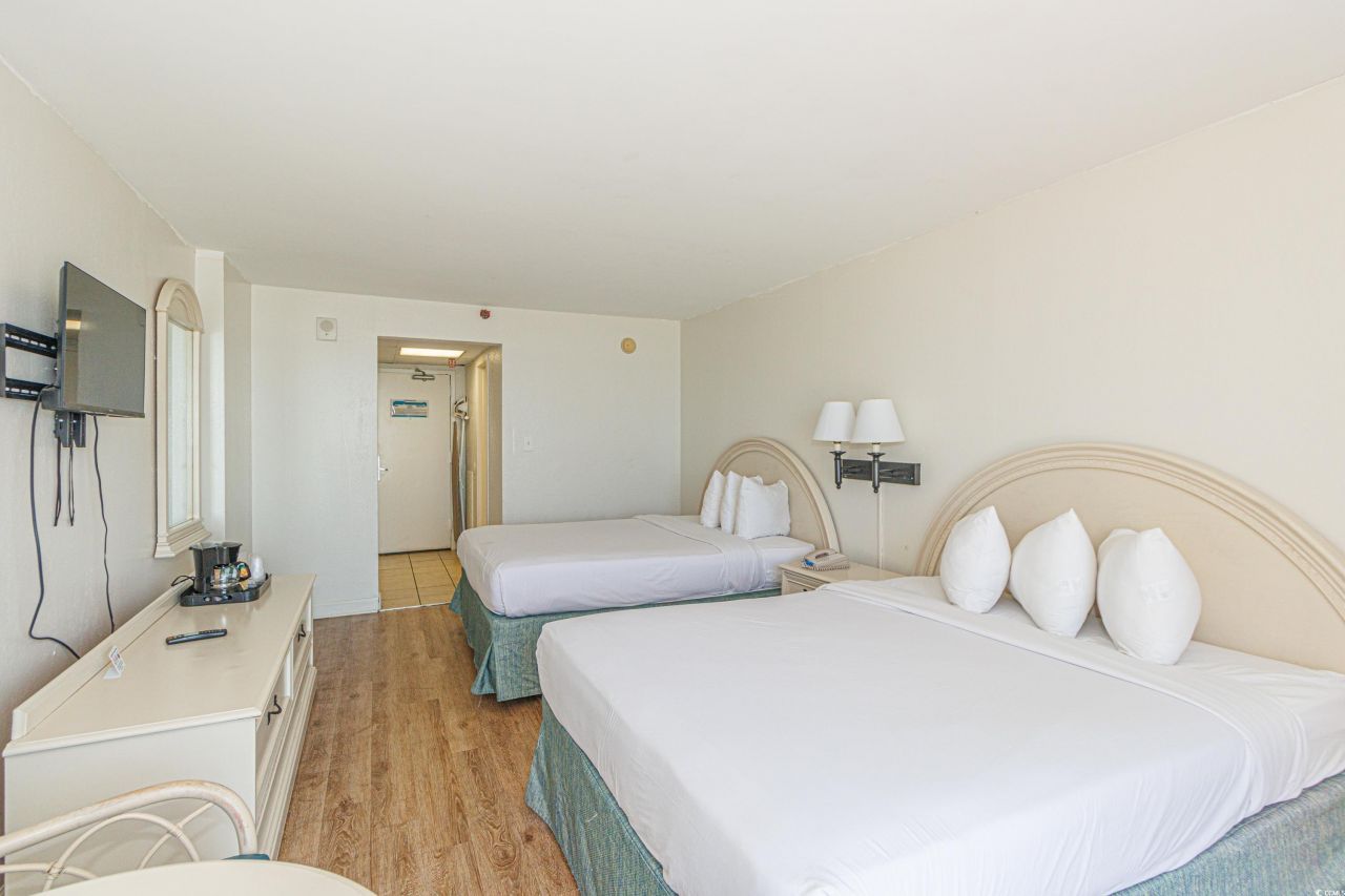 2207 S Ocean Blvd. Photo 6