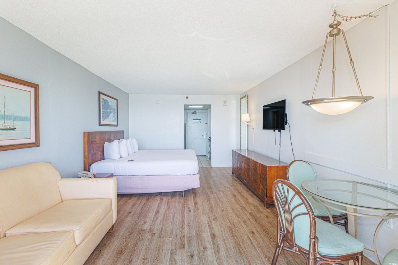 2207 S Ocean Blvd. Photo 8