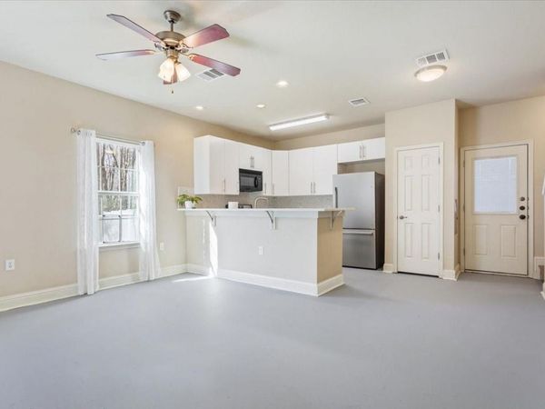 1210 E M Franklin Ave, Unit B, Austin, TX 78721