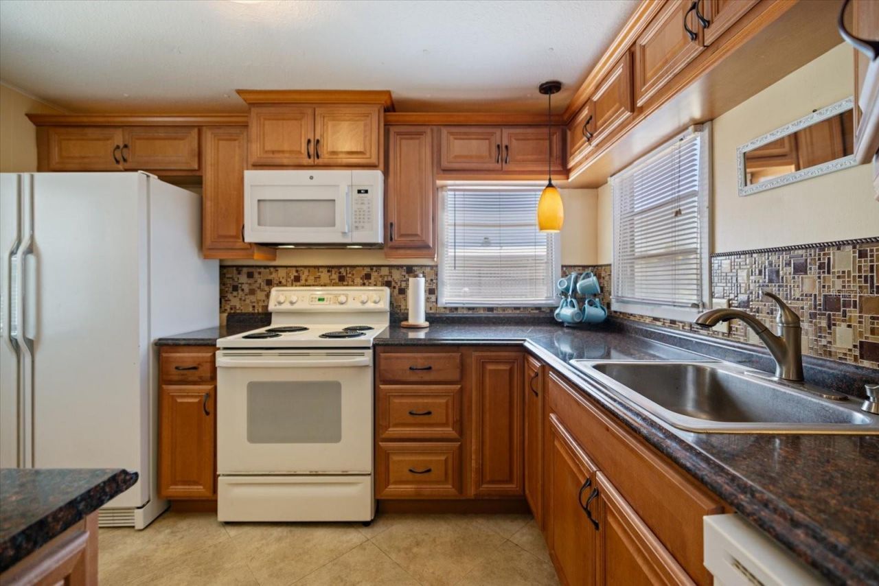251 Southwinds Drive, Sarasota, FL 34231 Photo