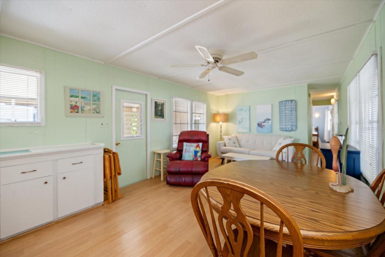 251 Southwinds Drive, Sarasota, FL 34231 Photo